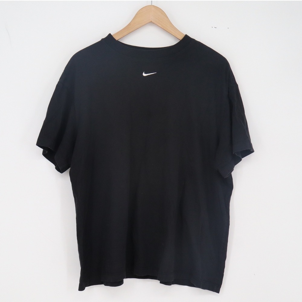 Nike T-Shirt Mens L The Nike Tee Loose Fit Black Embroidered Swoosh Excellent